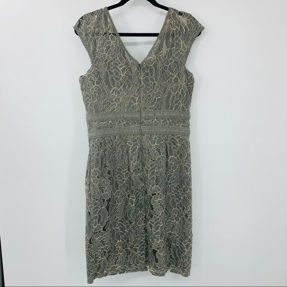 Tadashi Shoji Dress Metallic Lace‎ Sz 10 - Picture 4 of 9